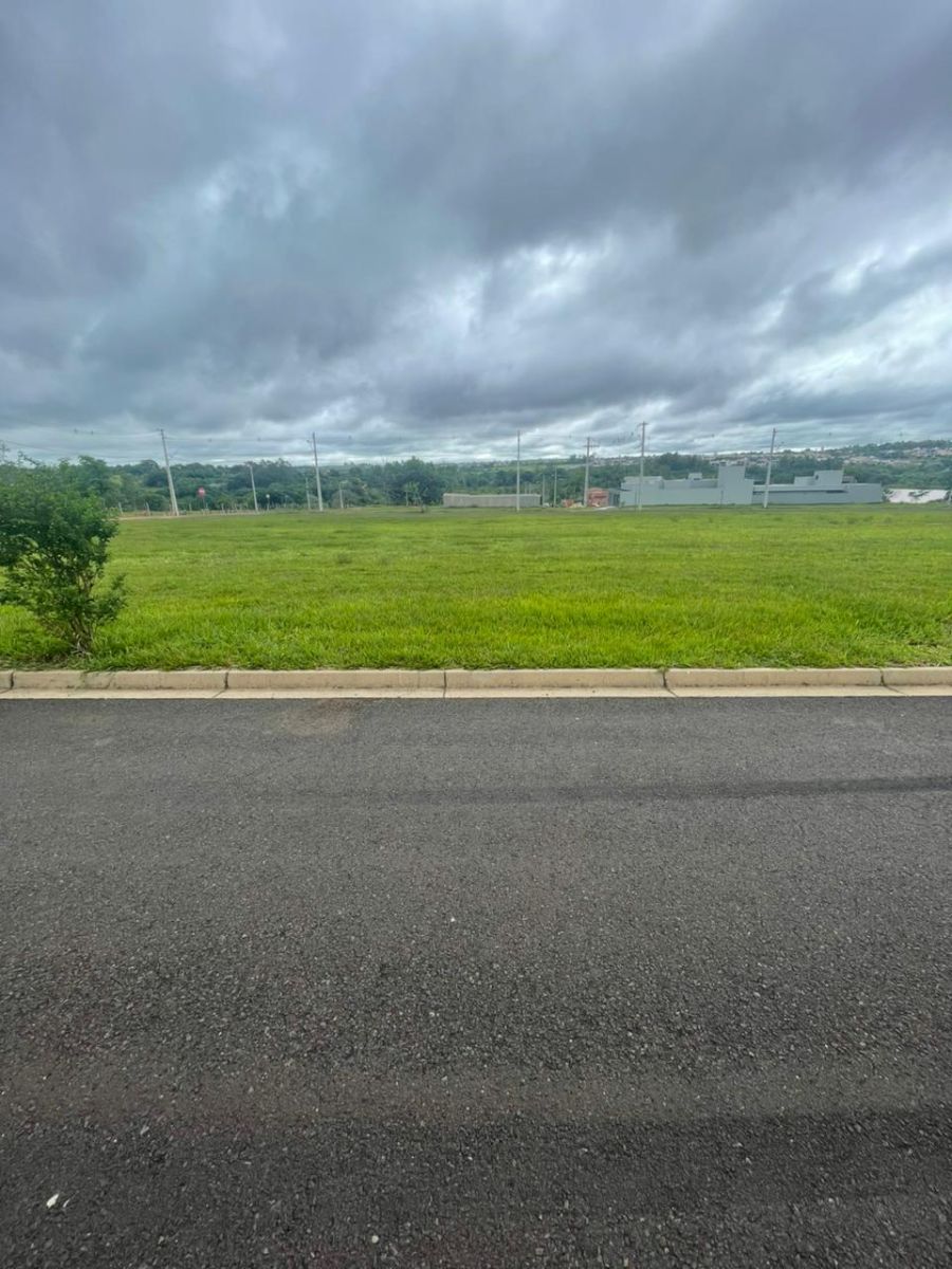 Terreno - Venda - Jardim das Ac�cias - �lvares Machado - SP