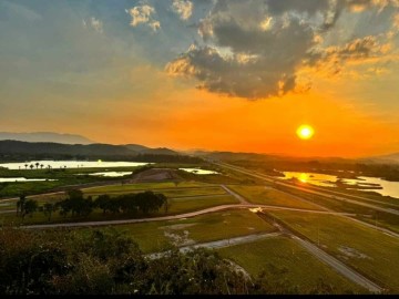 Terreno em Lanamento